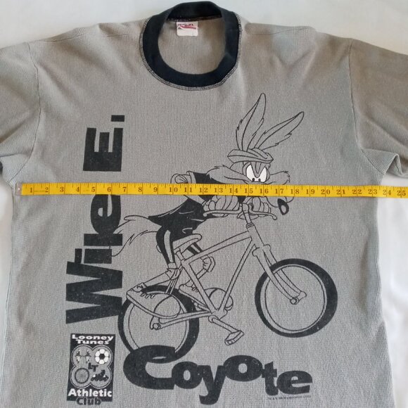 Vintage 90S Wile E. coyote grey/black ringer Tee Size Large - Picture 7 of 9